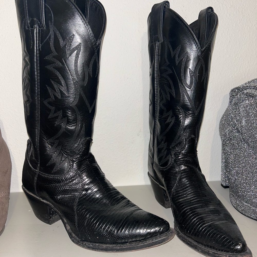 Black Leather Women’s Cowboy Boots